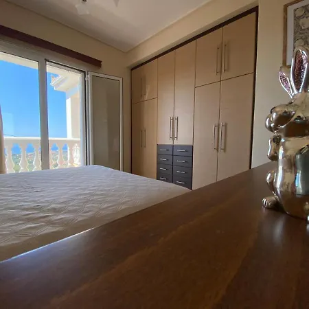 Willa Kourkoumelata *